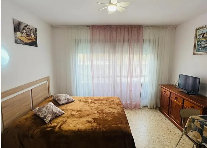 Confortable Piso Con 2 Piscinas Cerca De La Playa * Льорет-де-Мар